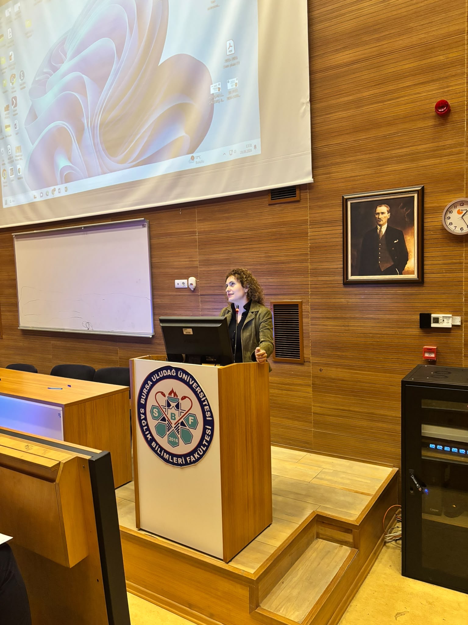 2026-2027 EĞİTİM-ÖĞRETİM YILINDA HEMŞİRELİK BÖLÜMÜNE YENİ BAŞLAYAN ÖĞRENCİLERİN ORYANTASYON EĞİTİMİ TAMAMLANDI.